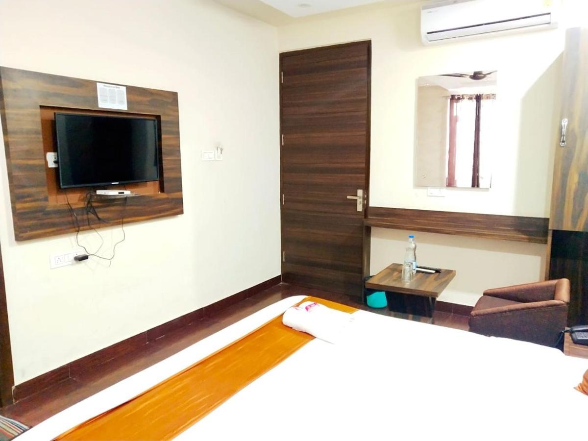 Hotel Sukhman Residency Αμριτσάρ Δωμάτιο φωτογραφία