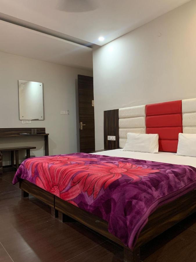 Hotel Sukhman Residency Αμριτσάρ Εξωτερικό φωτογραφία